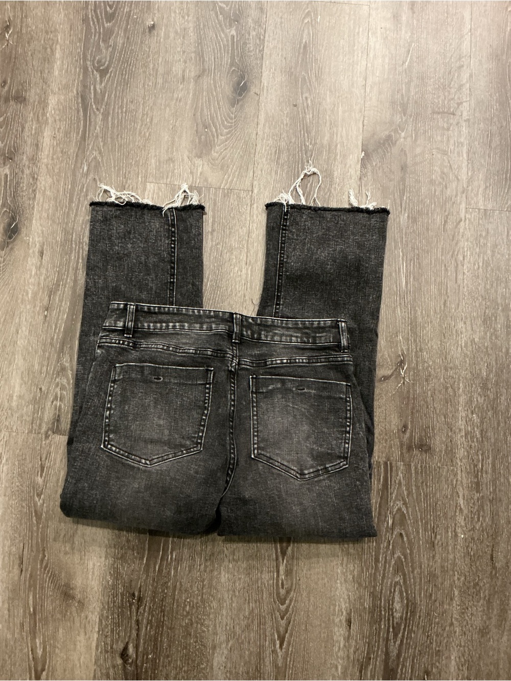 Oat New York Black Washed Cropped Jeans with Raw Hem, Size 8, stretch